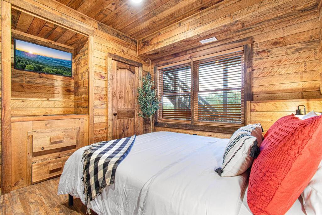 Cherry Log Summit Cabin By Bk Stays - Family Friendly - Playground - Game Room - Jacuzzi - Amazing Mountain Views Esterno foto