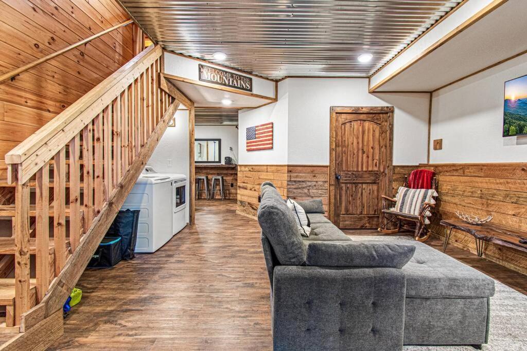 Cherry Log Summit Cabin By Bk Stays - Family Friendly - Playground - Game Room - Jacuzzi - Amazing Mountain Views Esterno foto