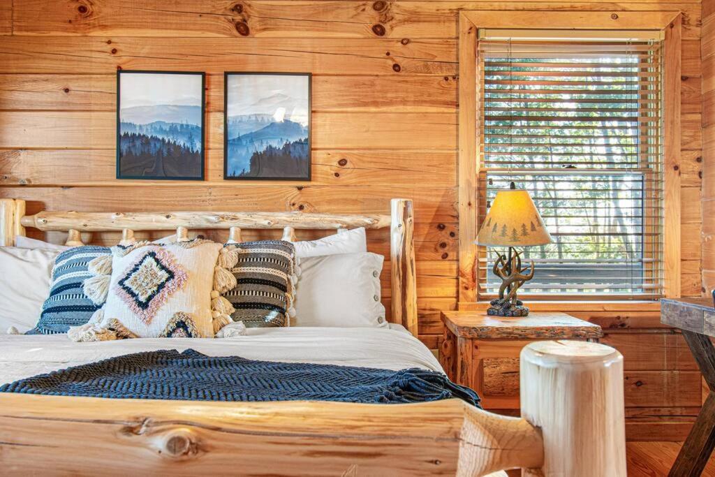 Cherry Log Summit Cabin By Bk Stays - Family Friendly - Playground - Game Room - Jacuzzi - Amazing Mountain Views Esterno foto