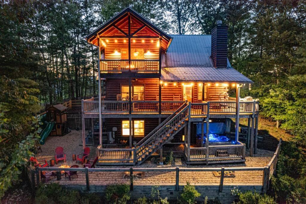 Cherry Log Summit Cabin By Bk Stays - Family Friendly - Playground - Game Room - Jacuzzi - Amazing Mountain Views Esterno foto